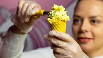 5 Dakikada Limonatalı Dondurma Yapmanın Pratik Yolu