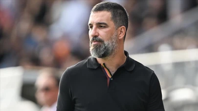 Milli futbolcu Arda Turan'ın amca olma sevinci! Yeğeni Ayşe Elisa'ya yaptığı muazzam hediye herkesi şaşırttı