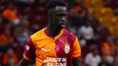 Galatasaray'ın Yıldızı Davinson Sanchez, 100. Maçına Hazırlanıyor