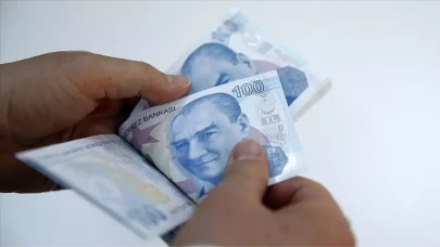 Emeklilere 2026 Yılı İçin Zam Beklentileri Artıyor! Seyyanen Zam ve Refah Payı Gündemde mi?