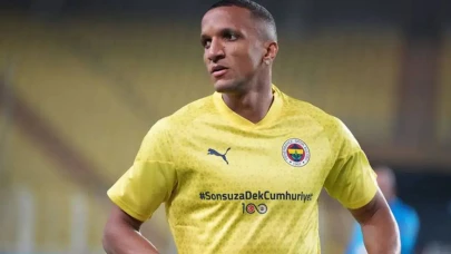 Emre Belözoğlu, Fenerbahçe'nin transfer listesine yeni bir isim eklemeye hazırlanıyor!