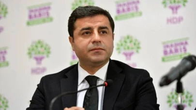 Demirtaş'ın Tahliyesi Beklenirken Verilen Cezaya 14 Barodan Tepki Geldi
