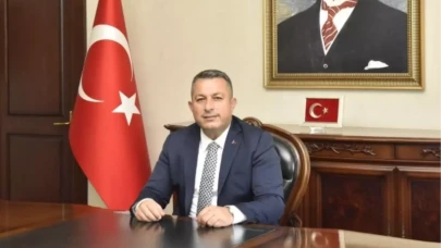 Trabzon Valiliği'ne atanan yeni isim belli oldu! İşte Trabzon'un yeni Valisi Tahir Şahin'in özgeçmişi detaylarıyla haberimizde!