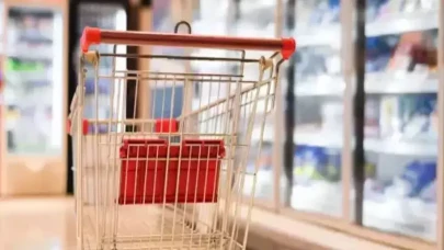 Akbank, güçlü kar rakamlarının ardından hedef fiyatı yükseldi. Peki, bu başarının arkasındaki sebep ne?