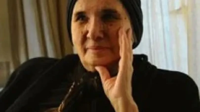 Ünlü ressam Ayşe Şasa'nın sanat dolu hayatı ve İslam'a olan ilgisi merak konusu oldu!