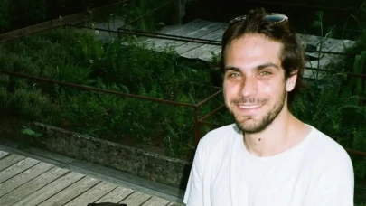 Ünlü şarkıcı Feridun Düzağaç'ın oğlu olan Doruk Ugan'ın hayatı ve mesleği hakkında detaylı bilgiler