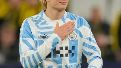 Erling Haaland: Futbol Arenasının Parlayan Yıldızı ve Babasının Etkileyici Hikayesi