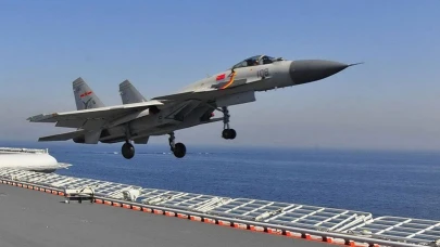 J-15, 1.800 km menzilli süpersonik füze ile ABD'ye meydan okuyor