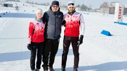 Türk kayakçı Klaebo'yu zorluyor, Japon ve İsviçreli başarılı!
