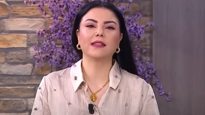 Özgünleştirilmiş Haber Başlığı: "İzmir'in Yetenekli Sunucusu Mine Ölmez'den Kanal D'de Heyecan Dolu Anlar!