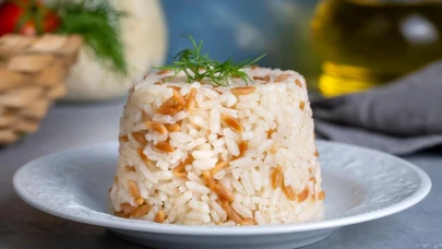 Pamuk gibi beyaz bir pirinç pilavı yapmanın püf noktaları!