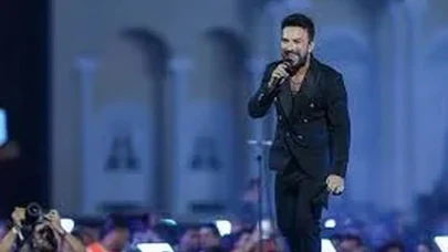 Tarkan Konserine Katılmak İçin Kuyruğa Girdiler, 9 Günde Binlerce Hayran Salona Akın Etti!