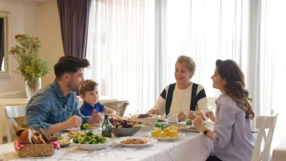 Sivas'ın Lezzet Şöleni: Tellice Köftesi ve Mercimek Çorbası İftar Sofralarında Buluşuyor!