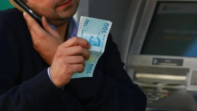 Trabzon Polisi, Avukat Kılığına Girerek 140 Bin TL'lik Dolandırıcılık Yapan Şüphelinin Peşine Düştü!