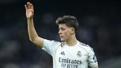 Arda Güler, Real Madrid'e karşı oynanan Valencia maçında ilk 11'de sahaya çıktı!