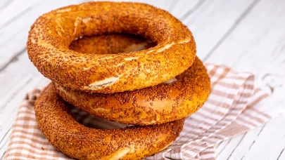 2026 Poğaça Fiyatlarına Yeni Zam Geldi! 1 Nisan'daki Simit Zammının Ardından Güncel Fiyatlar Açıklandı