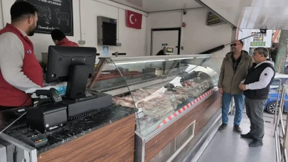 Antalya'da Halk Ekmek Mobil Tırı Yarın İlçeleri Geziyor! Gün Boyunca Farklı Noktalarda Halka Hizmet Verecek
