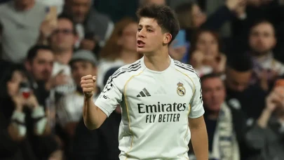 Real Madrid, Manchester City'yi Fede Valverde'nin hat-trick'leriyle 3-0 mağlup etti!