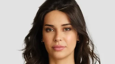 Ünlü oyuncu Devrim Özkan'ın kökeniyle ilgili net bir bilgi bulunmamaktadır!