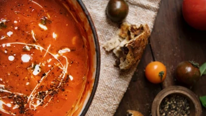 Domates çorbası tarifi! Kıvamı tam, lezzeti çok