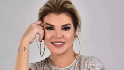 Elif Karlı'nın Yaşı ve Müzik Kariyeri Şaşırttı! İlk Adımı Atan Şarkıcı Kim?