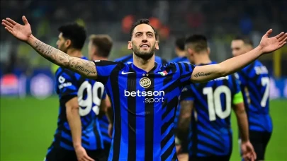 Hakan Çalhanoğlu'nun Inter'den Ayrılışı Gündemde: Türkiye'ye mi Dönüyor, Hangi Takıma Transfer Olacak, Maaşı Ne Kadar?