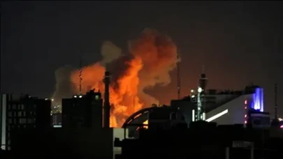 İran'ın Doğu Kudüs ve Tel Aviv'e düzenlediği füze saldırısı panik ve patlama sesleriyle sonuçlandı!