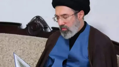İddiaya göre, İsrail medyası Hamaney'in oğlunun öldürüldüğünü duyurdu!
