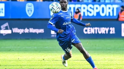 Fenerbahçe'nin Jaures Assoumou sakat mı? Maçlarda yer alacak mı, kaç haçta dönmesi bekleniyor?