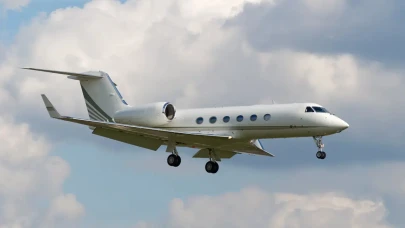 Jet yakıt fiyatlarındaki artışın havayolu şirketlerini nasıl etkilediği merak konusu oldu!