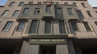 MSB'den yapılan açıklamaya göre, İran tarafından atılan üçüncü füze başarılı bir şekilde imha edildi