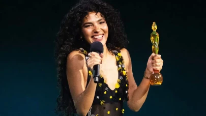 Olivia Dean, Brit Ödülleri'nde İngiltere'nin Yükselen Pop Kraliçesi İlan Edildi