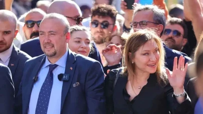 Özkan Yalım'ın Eşi Ayşeğül Yalım: İşte Hayatı, Mesleği ve Aile Durumu!