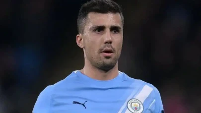 Rodri'nin Geleceği Belirsiz: Real Madrid ve Manchester City Arasında Transfer Pazarlıkları Devam Ediyor mu?