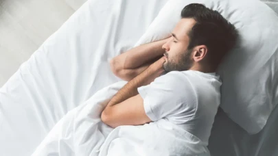 Rüyada Namaz Kılmak Ne Anlama Gelir? Rüyada Yalnız, Cemaatle Camide Namaz Kılmanın Anlamı Ve Tabiri