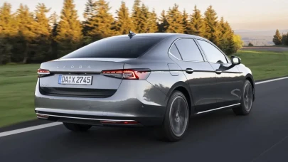Skoda Superb'in 272 beygir gücündeki özellikleri neler?