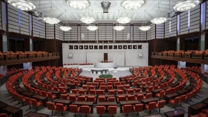 TBMM'de Gündem Dolu Hafta Başlıyor: Bedelli Askerlik ve Kripto Vergisi Tartışmaları Sıcaklığını Koruyor