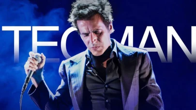 Ünlü şarkıcı Teoman'ın sahne performansı, sosyal medyada gündem oldu ve tartışma yarattı!