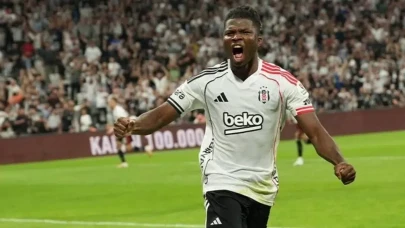 El Bilal Toure'nin sakatlığı sona erdi mi? Sergen Yalçın'ın derbi için hazırladığı sürpriz kim? Beşiktaş'ın muhtemel 11'inde kimler yer alacak?