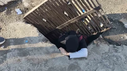 Okul yolundaki korkunç olay! Mazgala basan öğrenci çukura düştü, yardım çağrısı yapıldı