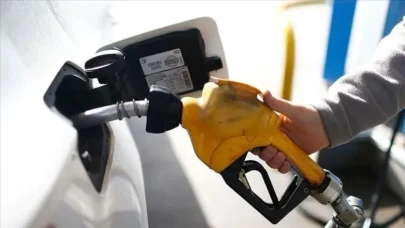 Pazar gecesi kabusu: Motorin 85 TL’yi görüyor, işte il il zamlı fiyat listesi!