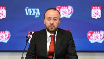 Sivasspor'da 'sadakat' dönemi: Burak Özçoban, Esenler Erokspor karşılaşması öncesinde kararını verdi!