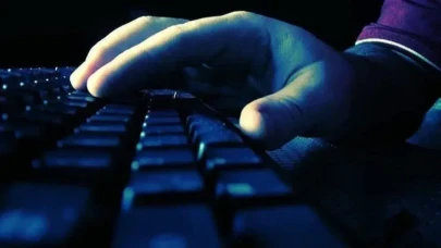 SMS Gönderenlere Yeni Düzenleme: Artık Mesaj Atabilmek İçin Elektronik İmza Zorunluluğu!