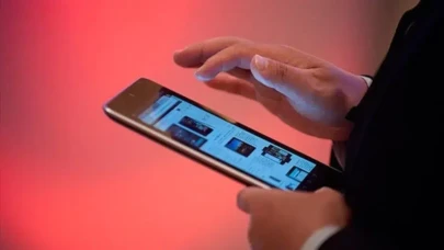Türkiye'de İnternet Kullanımında Patlama: 75 Milyon Kişi Mobil Cihazlarından Ayrılmıyor, İşte Güncel Veriler!