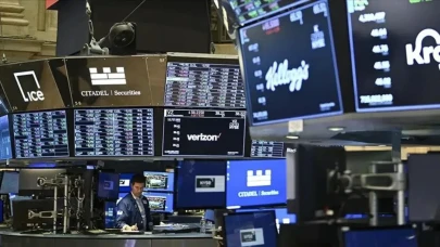 Wall Street'te haftanın ilk günü karışık başladı ! Orta Doğu gerilimi piyasaları etkiledi