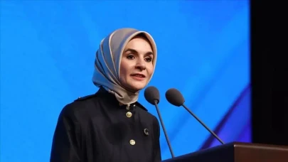 Bakan Göktaş açıkladı : Velilere yönelik 'Okul ve Aile Hayatı' eğitimleri yaygınlaşacak