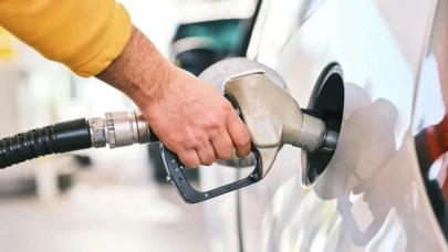 Fransa'da akaryakıt fiyatları neden yükseliyor ? Motorin kaç Euro ?