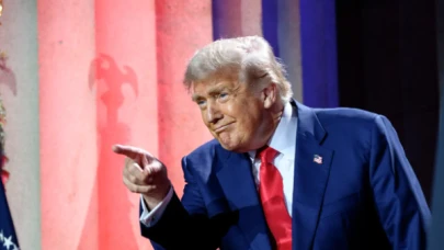 Trump, Kevin Warsh'ı Fed Başkanlığına aday gösterdi ve övgü dolu sözlerle destekledi