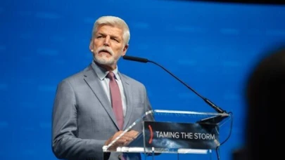 Çek Cumhuriyeti Cumhurbaşkanı Pavel: Holokost'u Unutmamalıyız, Gelecek Nesillere Aktarmalıyız