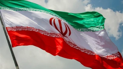 İran, Diplomasiyi Öne Çıkararak Tüm Seçenekleri Değerlendiriyor
